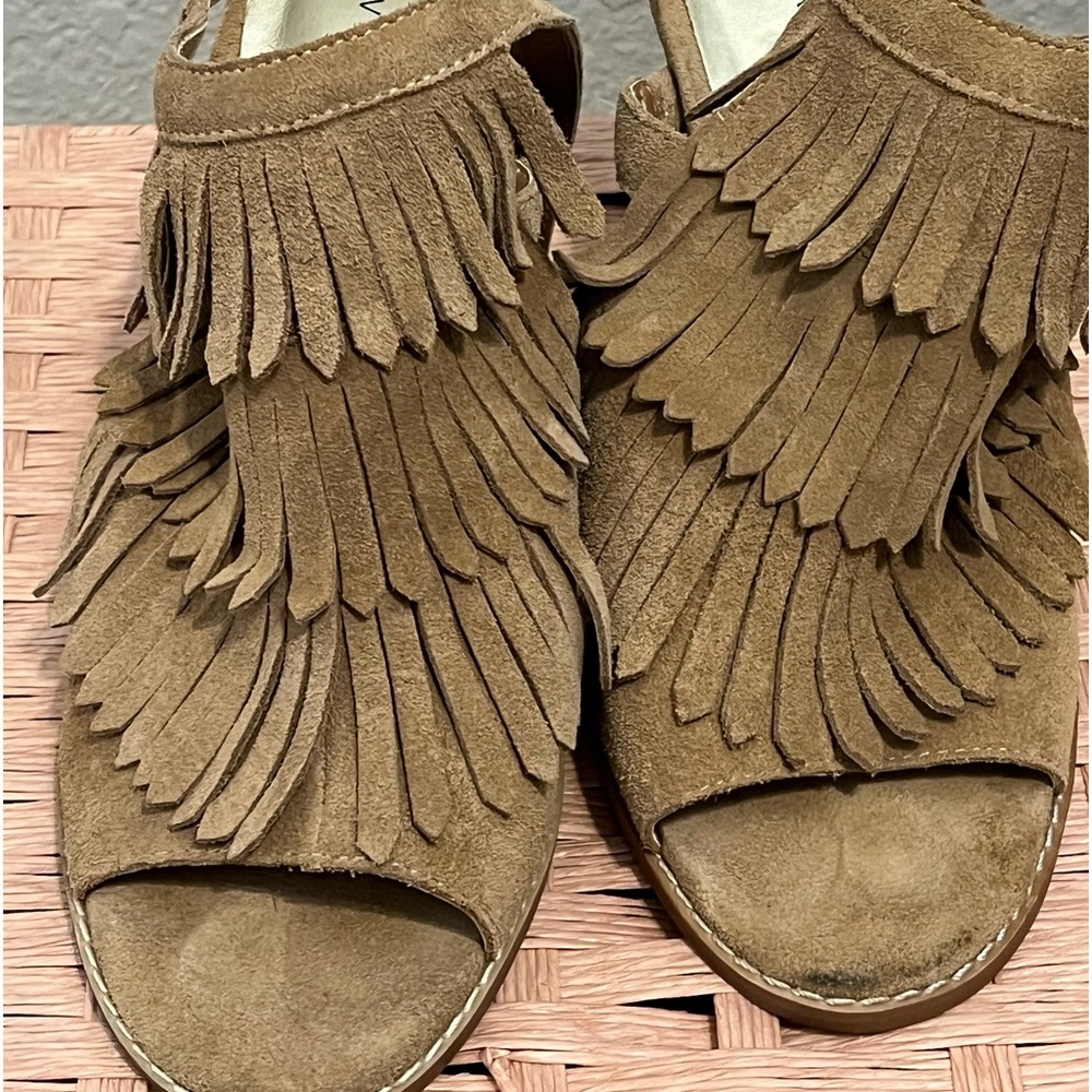 Super cute suede fringe heels